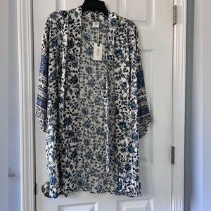 Matilda Jane kimono floral print with a tie belt size M/L